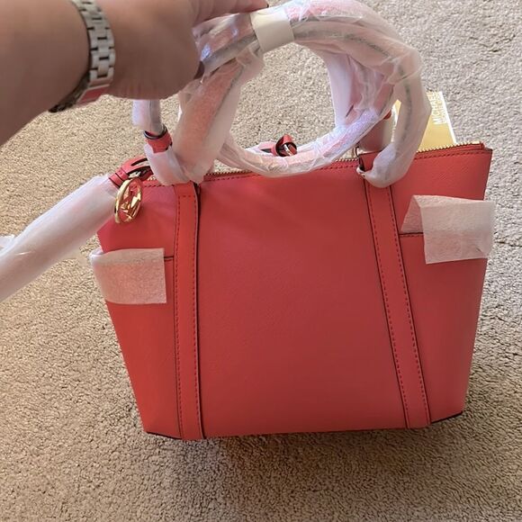 Michael Kors Sullivan Small Convertible Top Zip Leather Tote - Picture 6 of 7